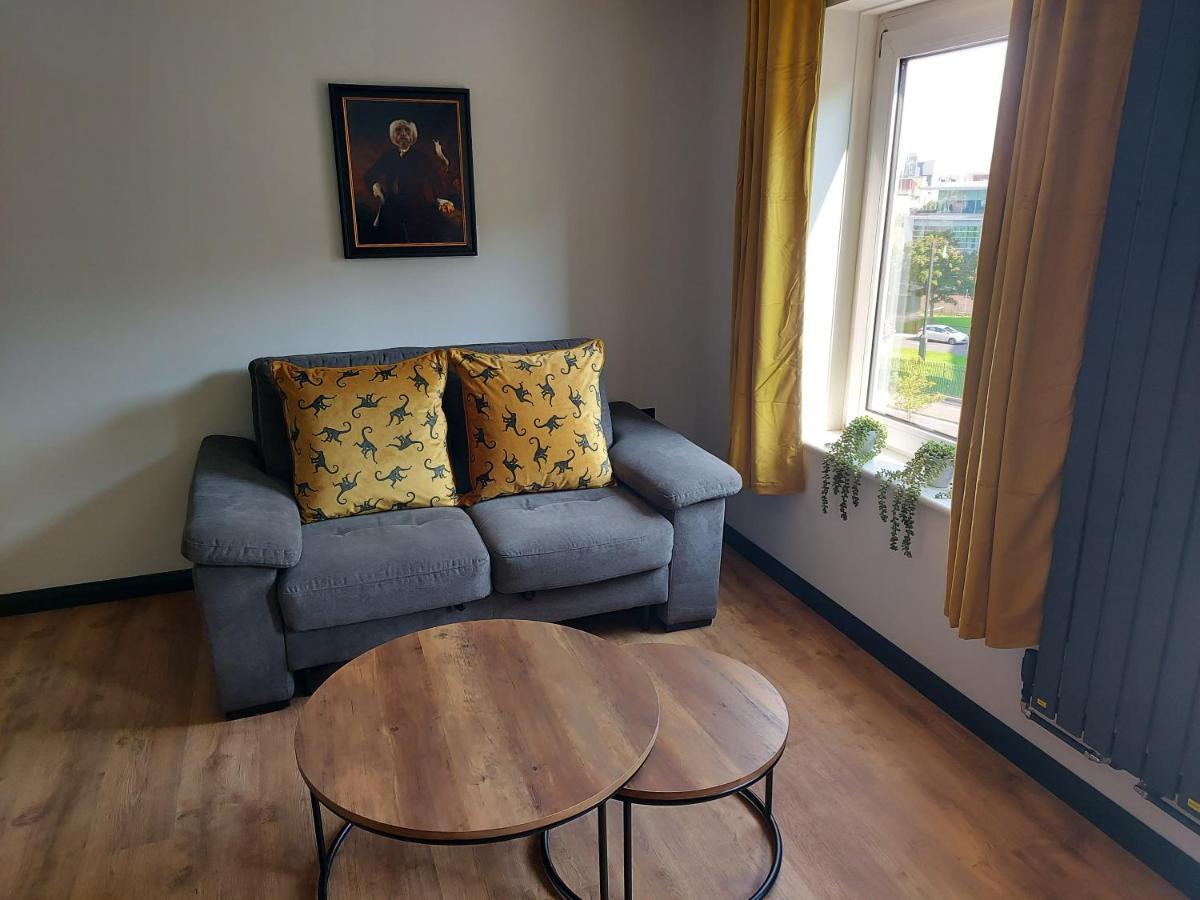 Holyrood New Apartment Edinburgh Ngoại thất bức ảnh