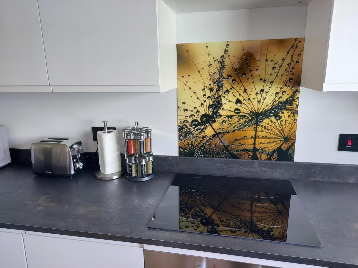 Holyrood New Apartment Edinburgh Ngoại thất bức ảnh