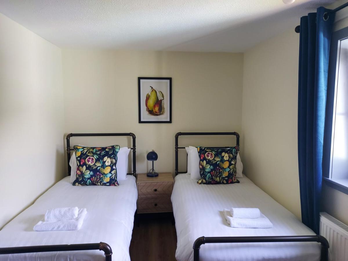 Holyrood New Apartment Edinburgh Ngoại thất bức ảnh
