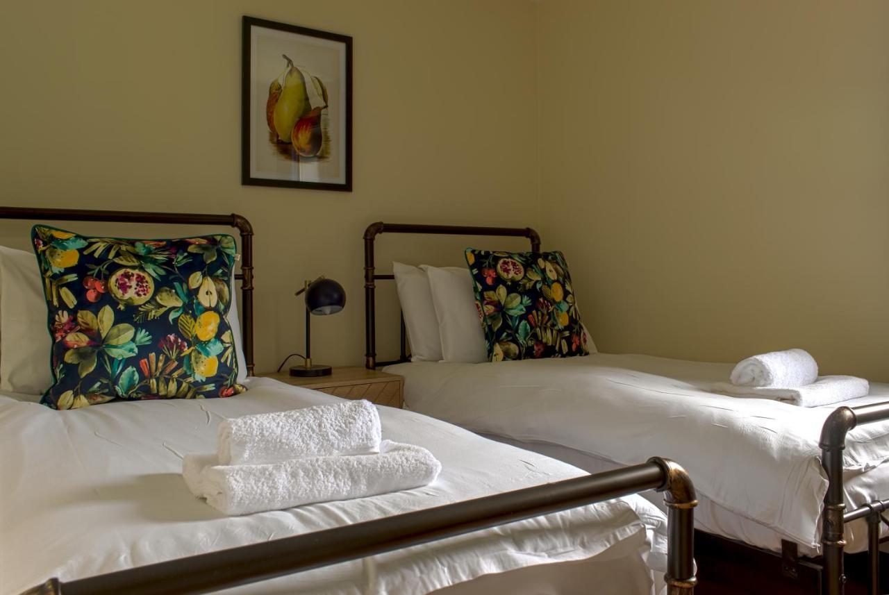 Holyrood New Apartment Edinburgh Ngoại thất bức ảnh