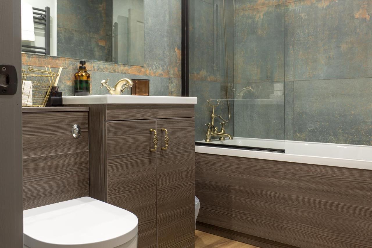 Holyrood New Apartment Edinburgh Ngoại thất bức ảnh