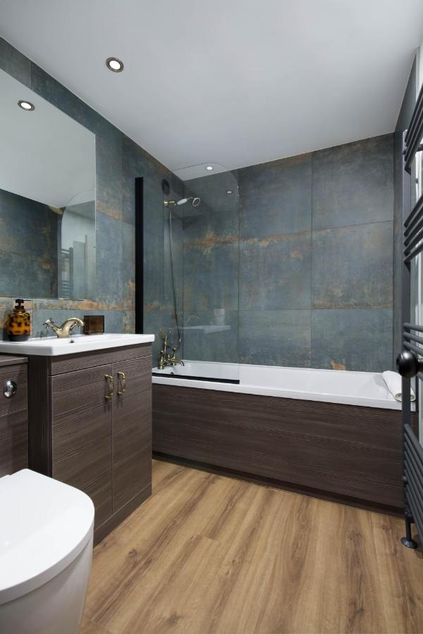 Holyrood New Apartment Edinburgh Ngoại thất bức ảnh
