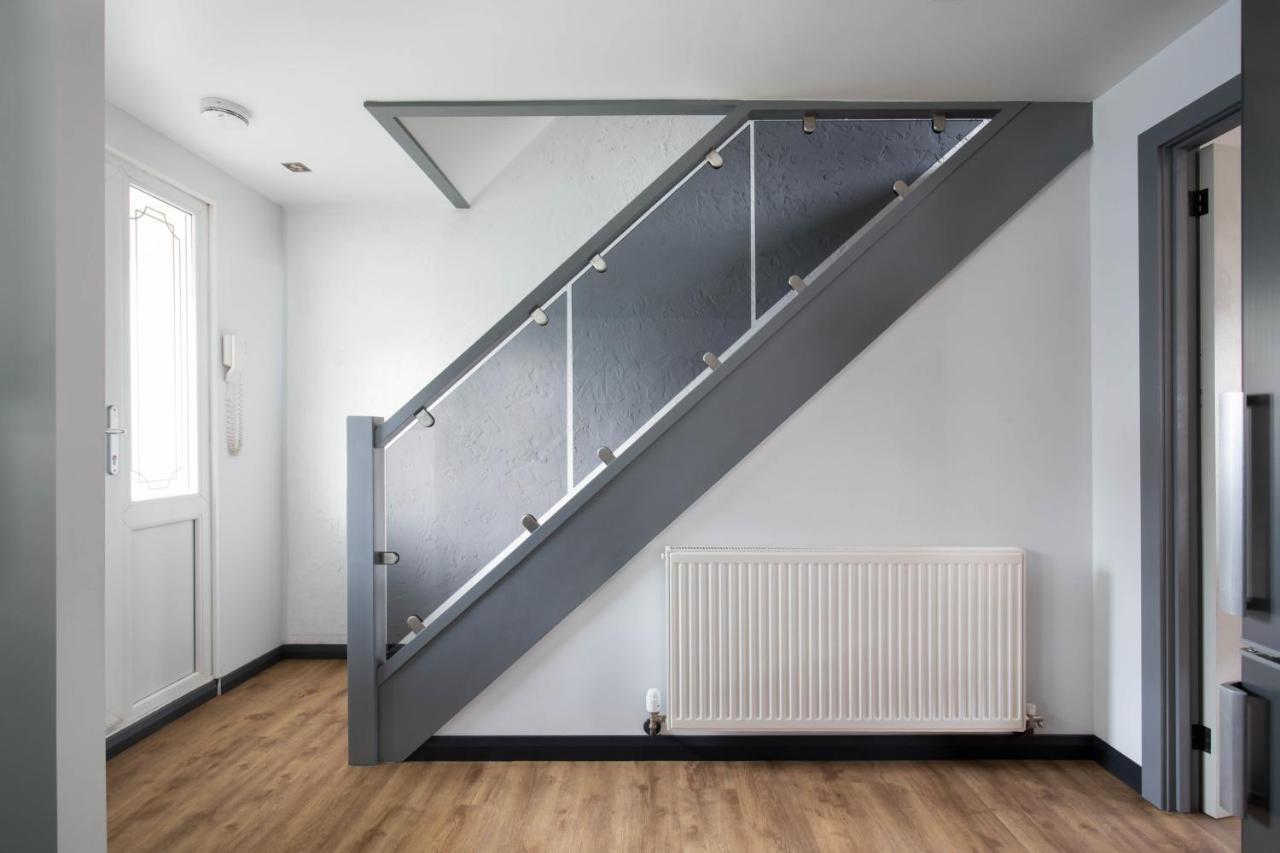 Holyrood New Apartment Edinburgh Ngoại thất bức ảnh