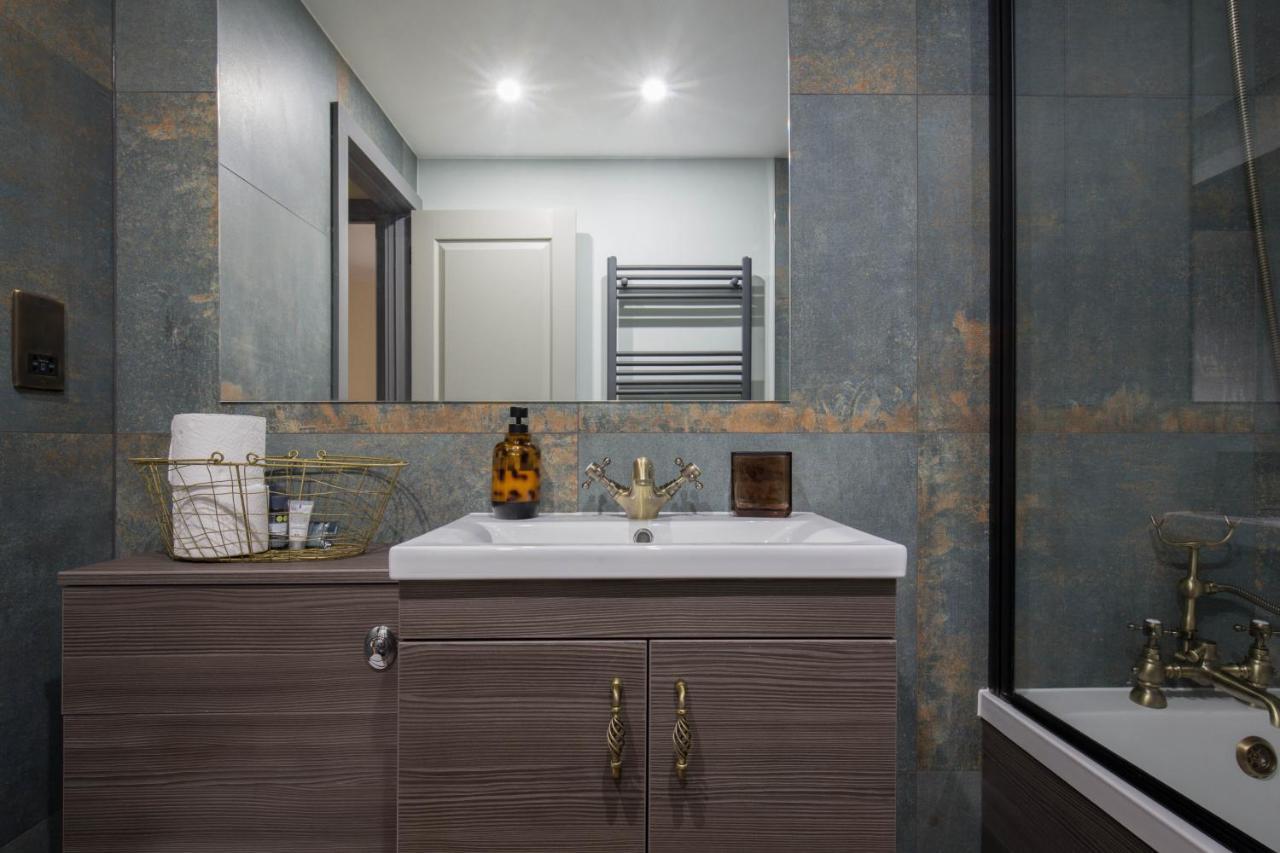 Holyrood New Apartment Edinburgh Ngoại thất bức ảnh
